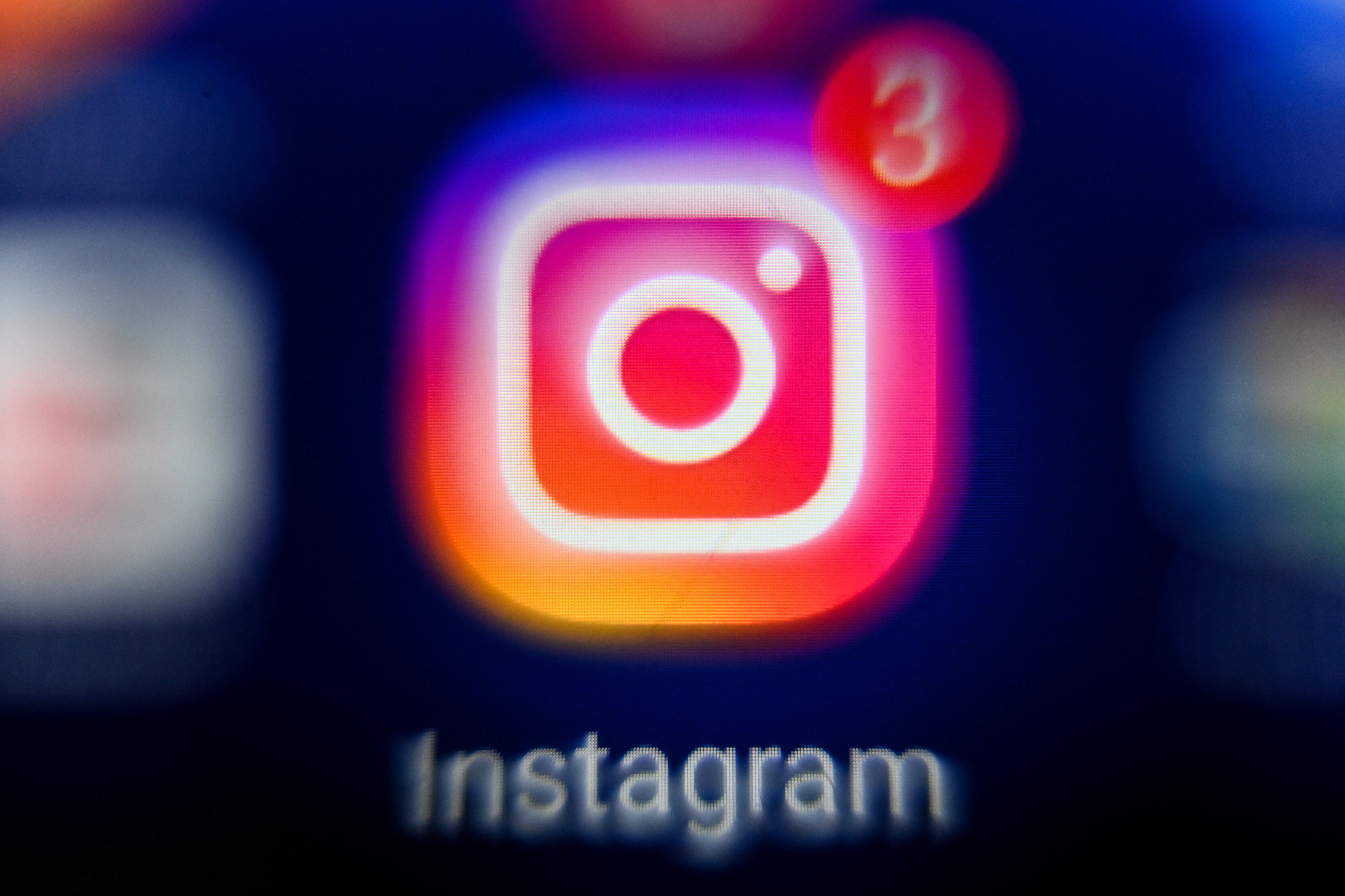How to Find Instagram Accounts with Phone Numbers? Can Instagram Number Generators Be Used for Customer Screening?